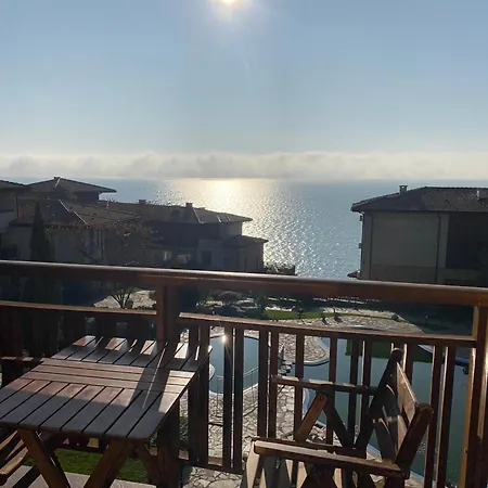 Garden Of Eden 2 Bedrooms Sea View Apartment, Saint